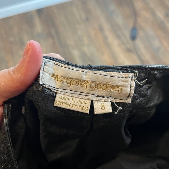 Vintage Black Leather pants - Picture 5 of 6